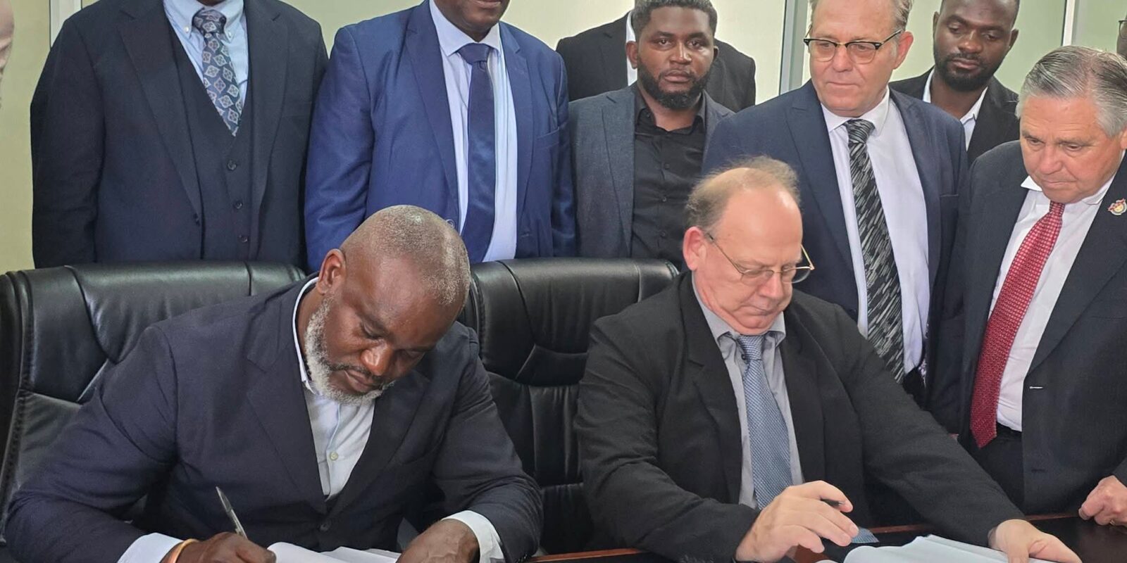 Zambia attracts $250 million for 100 MW solar-wind hybrid energy ...