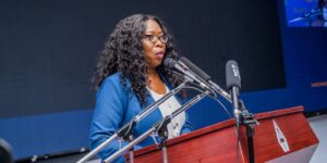 Security thread variations do not mean fake notes, says Bank of Zambia